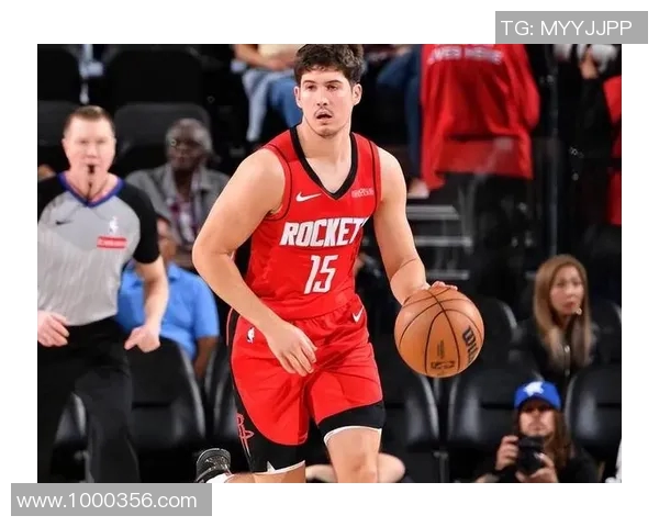 2015年NBA季后赛热火与老鹰的激烈对决回顾与分析